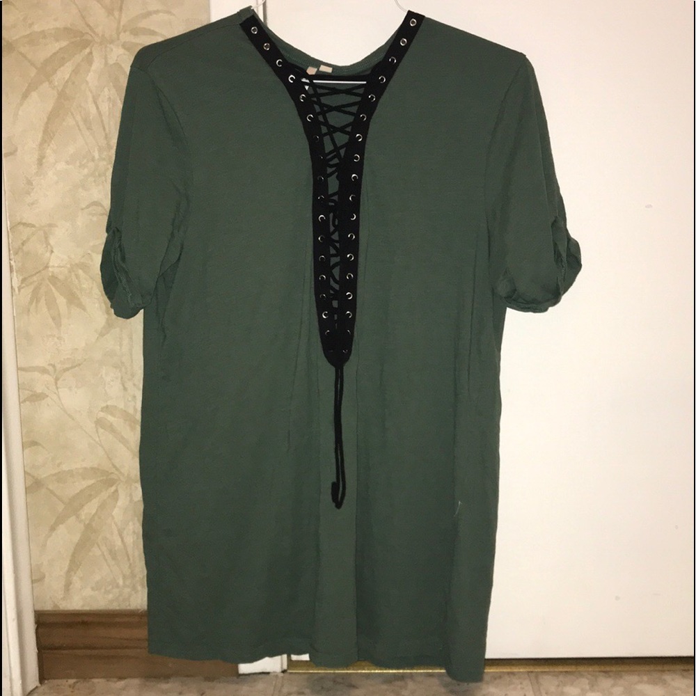 NWOT Lace up t-shirt